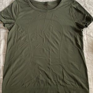 Lululemon Swiftly Tech Relaxed Short Sleeve